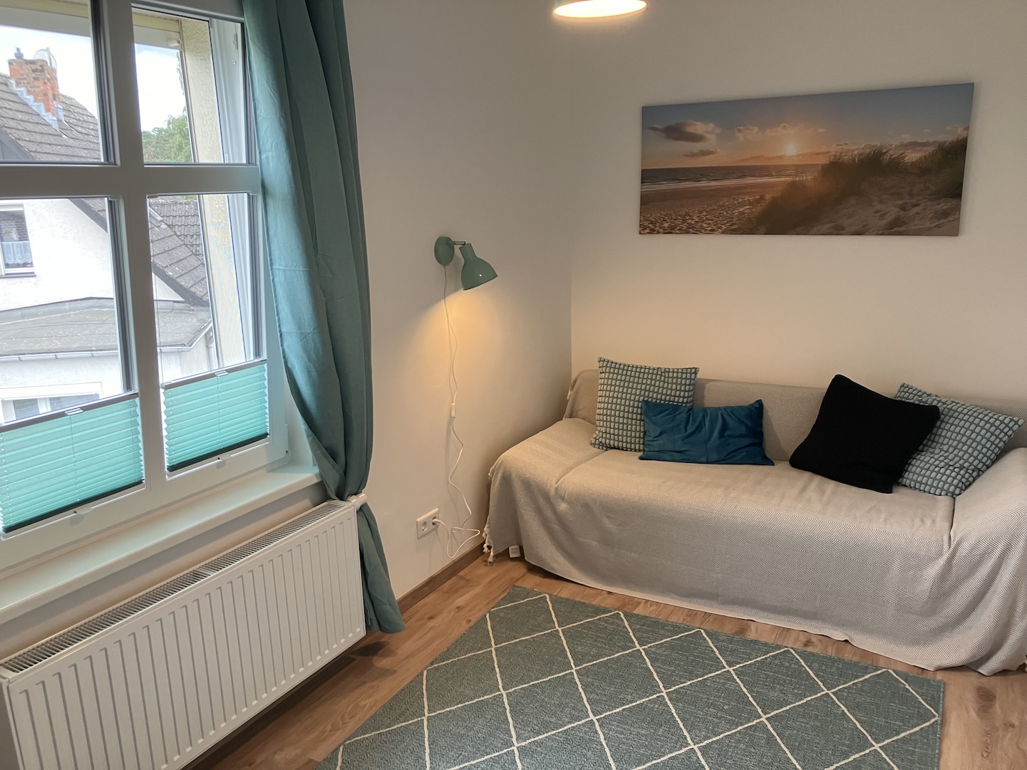 Schlafcouch im kleinen Zimmer